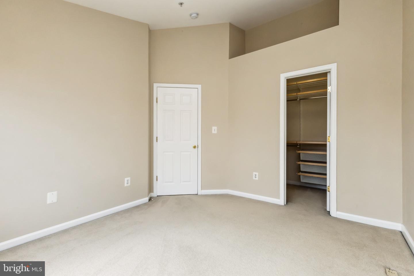 49 Inkberry Cir