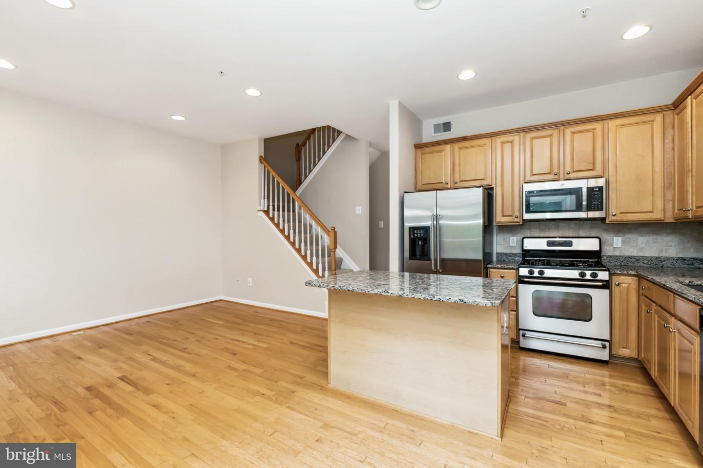 49 Inkberry Cir