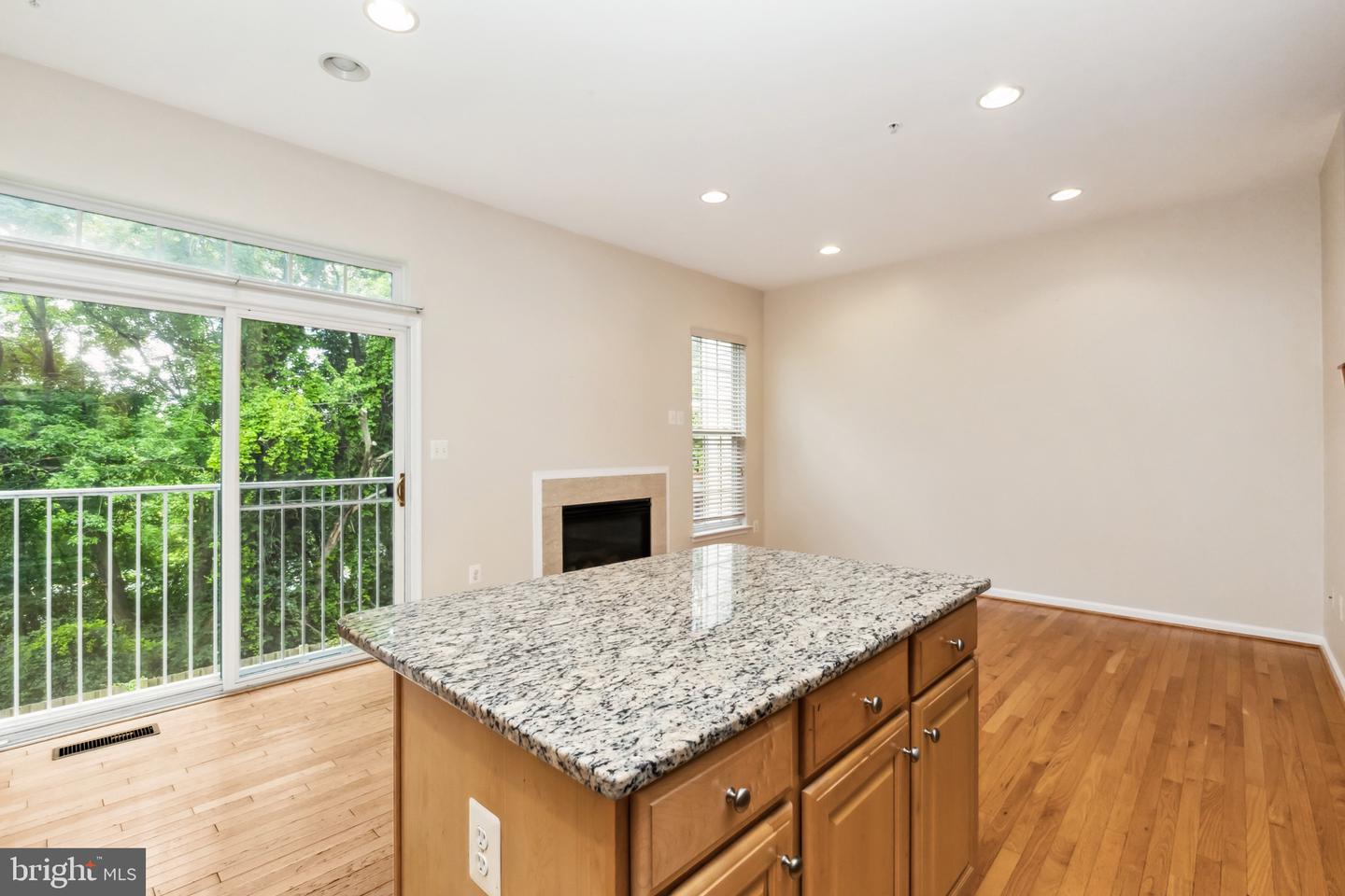 49 Inkberry Cir