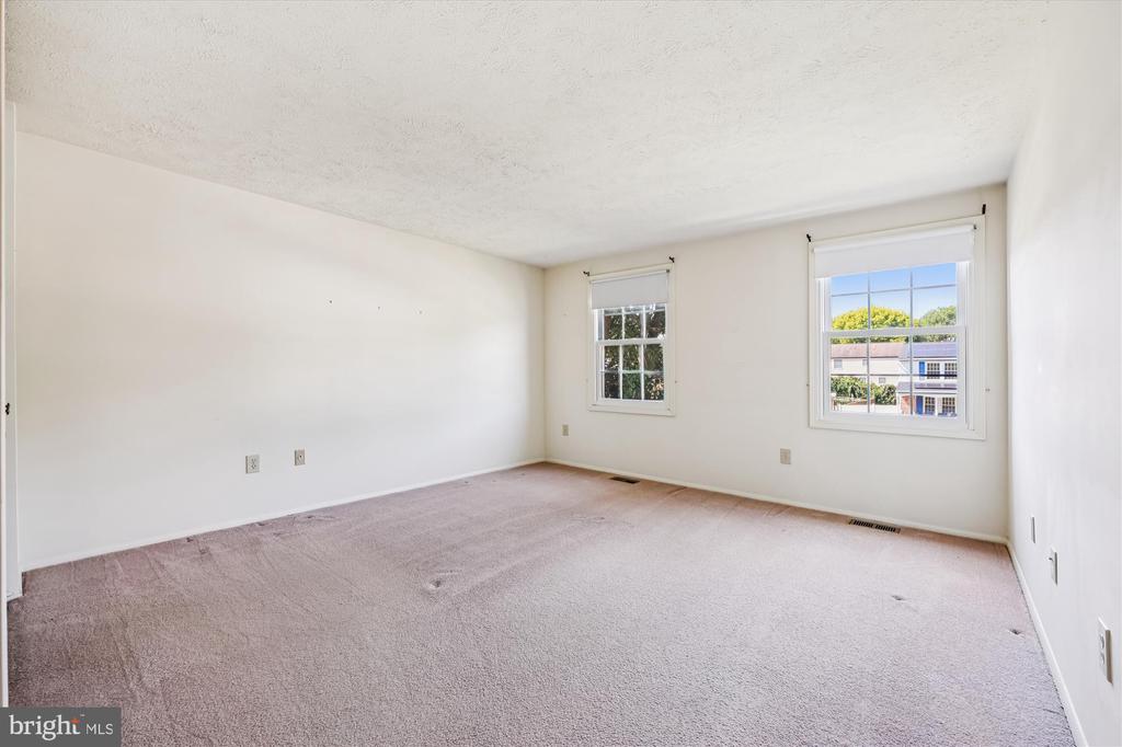 17217 BERCLAIR TERRACE