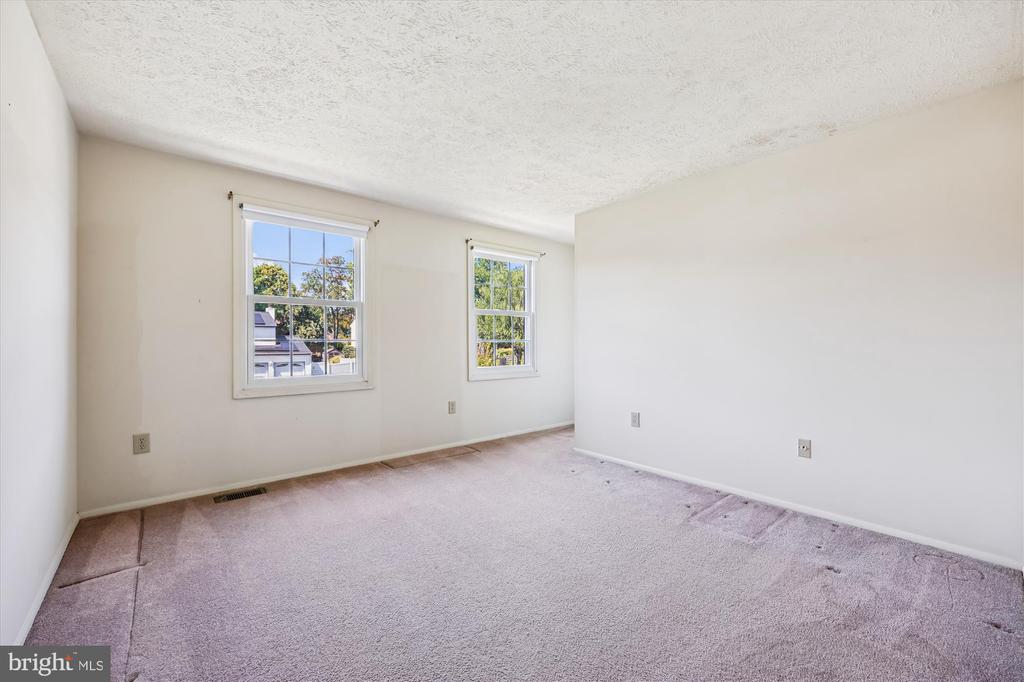 17217 BERCLAIR TERRACE