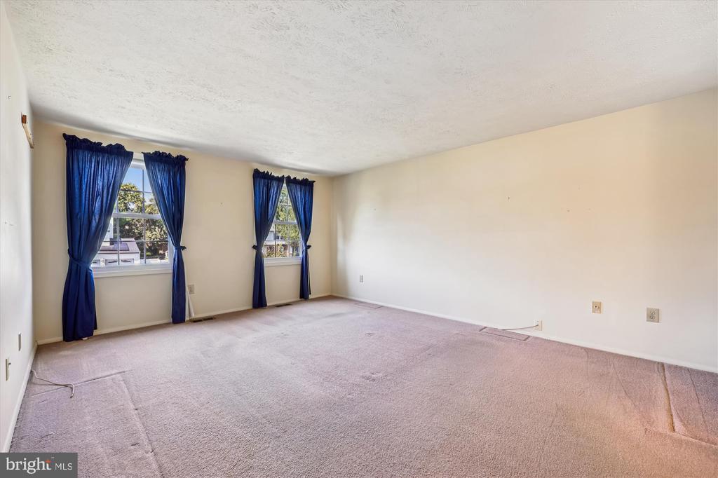 17217 BERCLAIR TERRACE