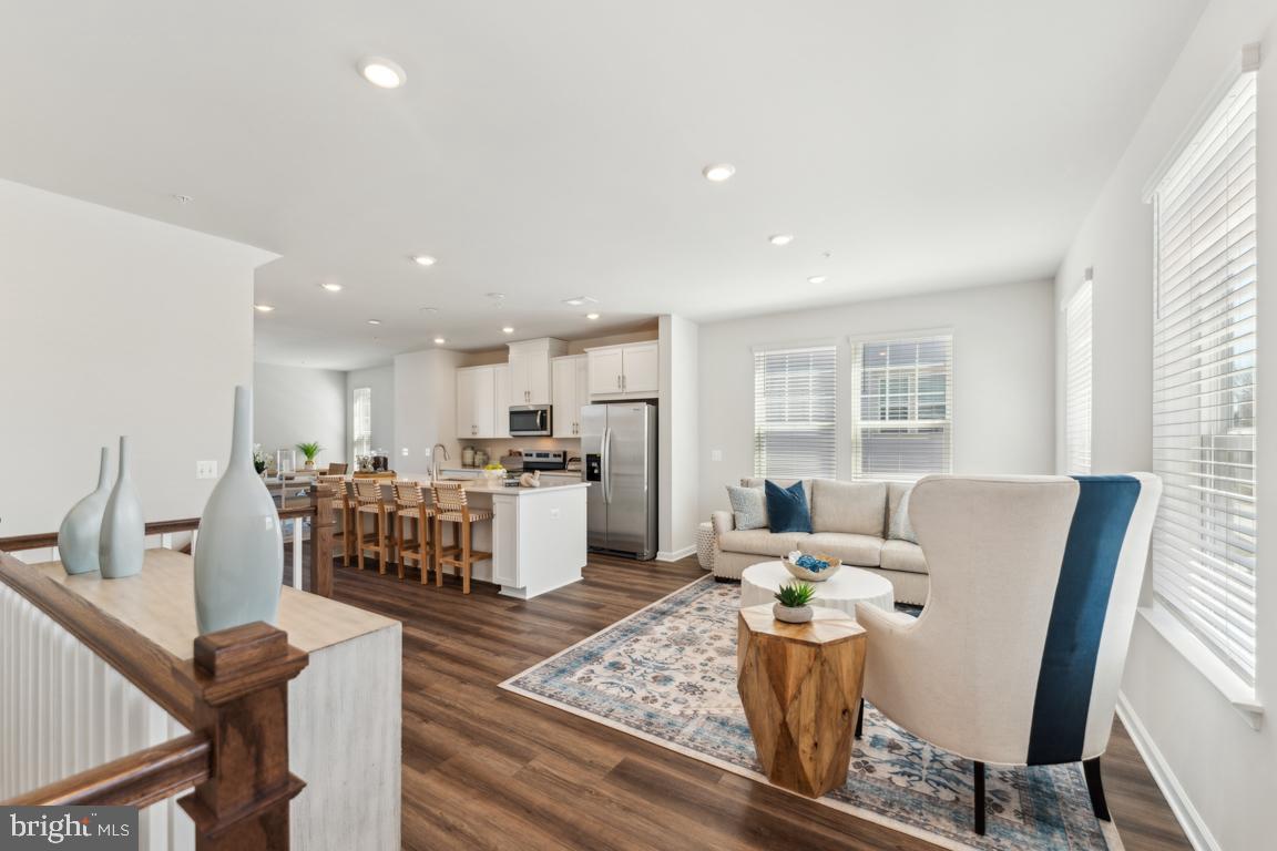 10121 KINGS GROVE WAY LOT 15