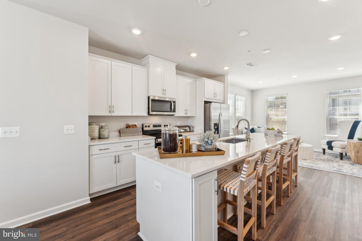 10121 KINGS GROVE WAY LOT 15