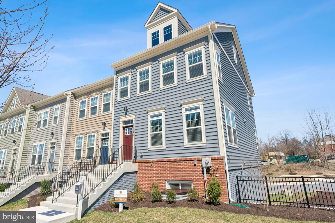 10121 KINGS GROVE WAY LOT 15
