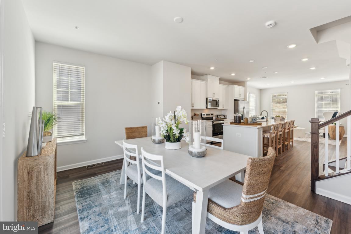 10121 KINGS GROVE WAY LOT 15