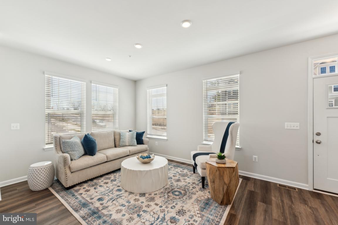 10121 KINGS GROVE WAY LOT 15