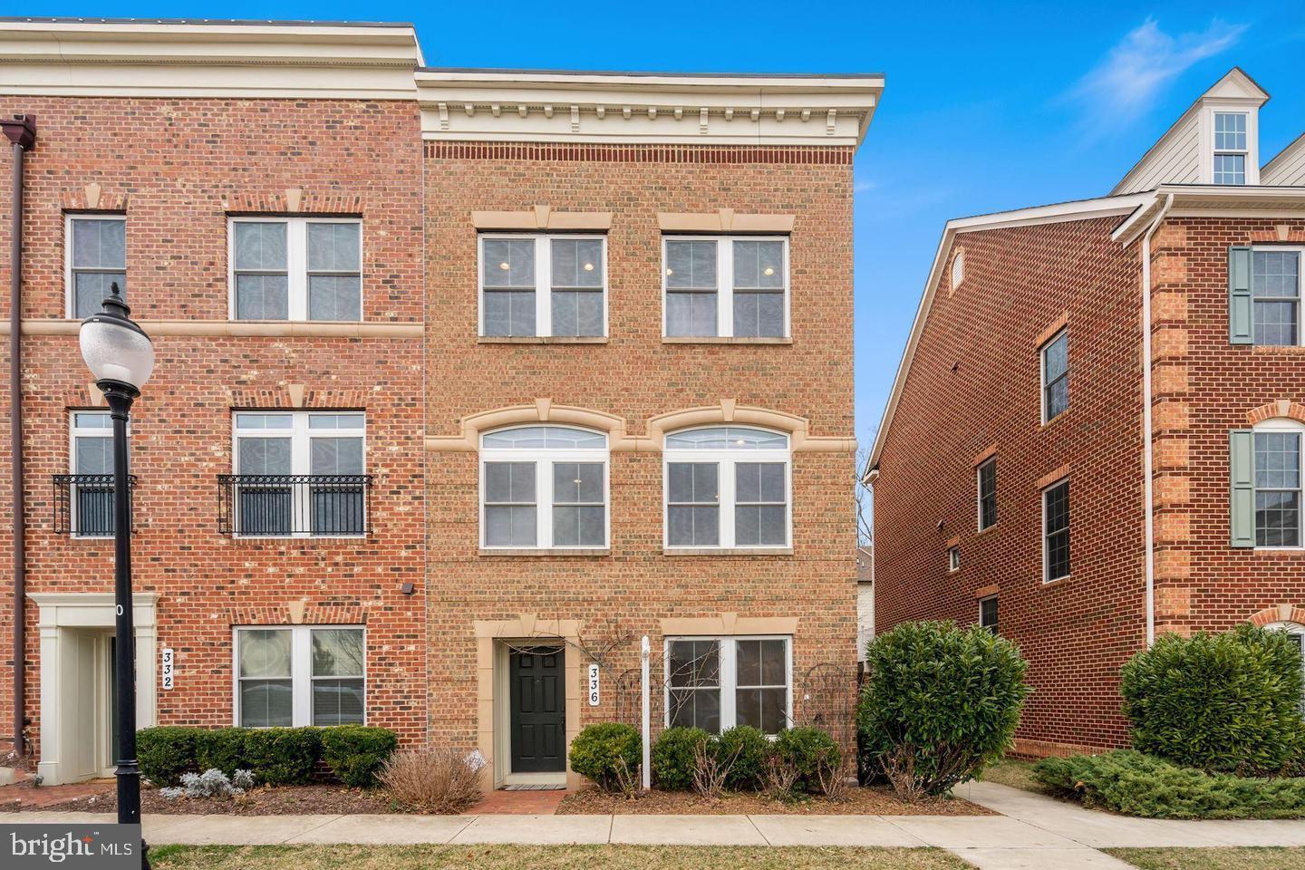 336 GRAND STREET