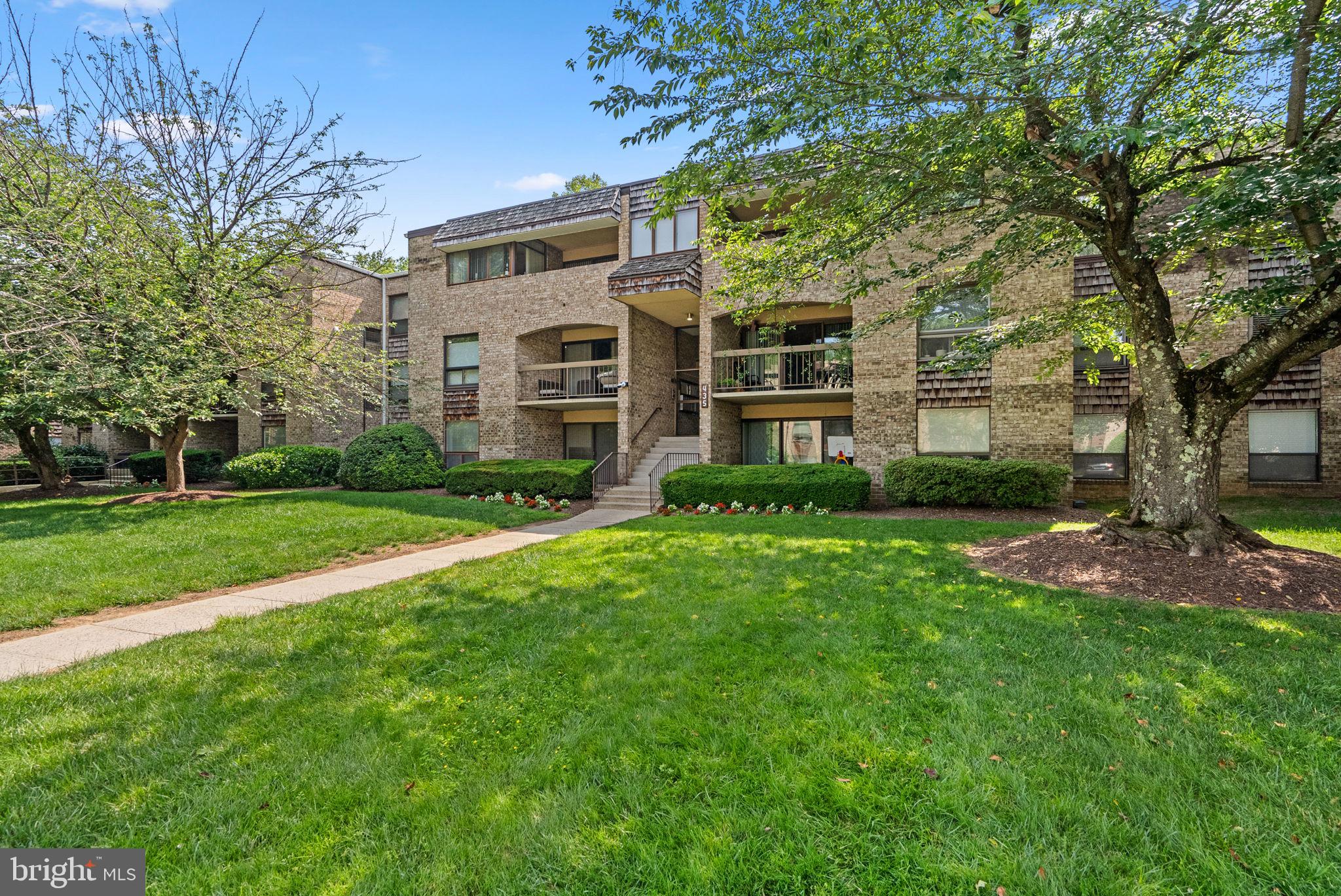 435 CHRISTOPHER AVENUE 23