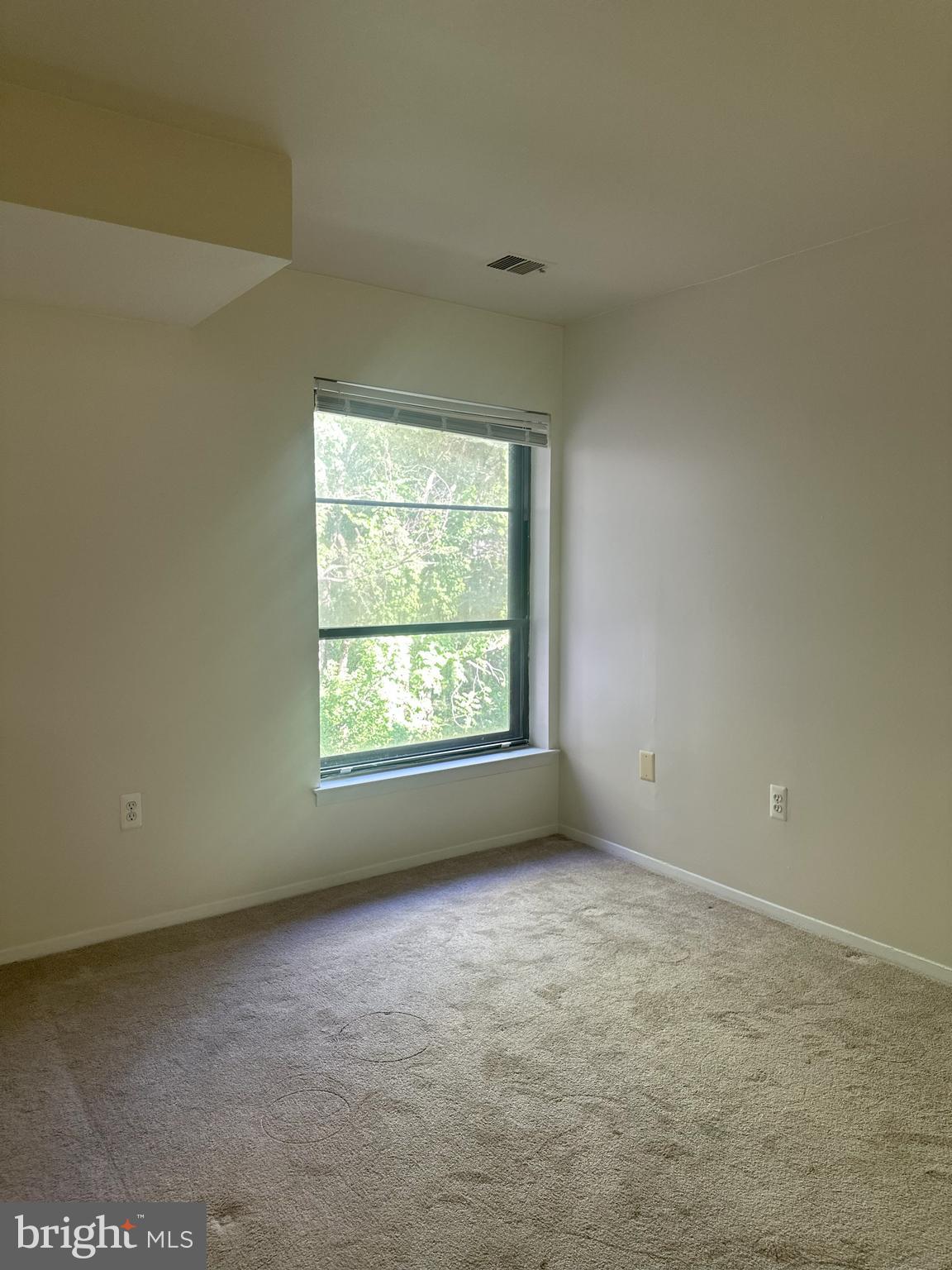 435 CHRISTOPHER AVENUE 23