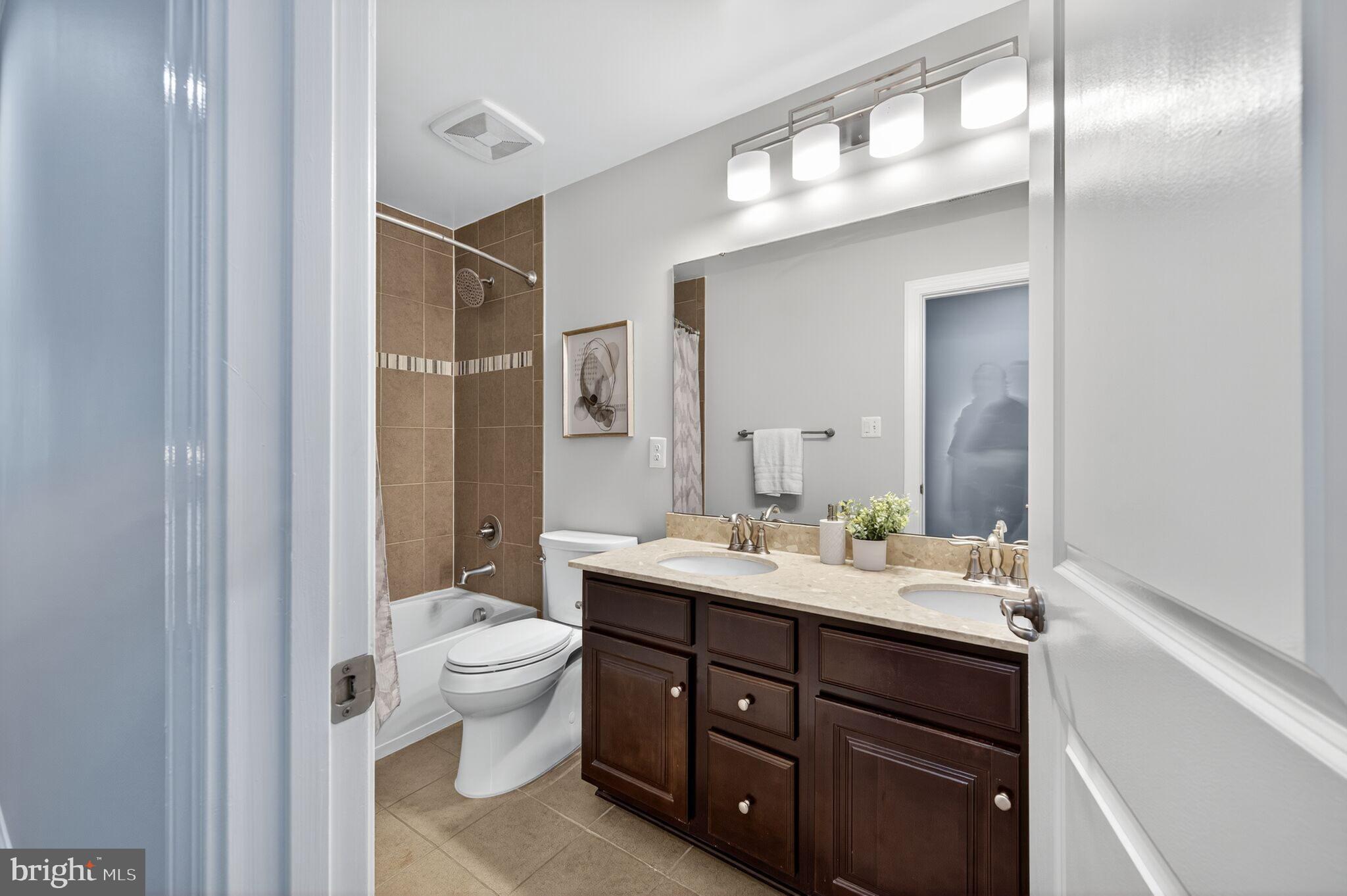 14521 BENTLEY PARK DRIVE