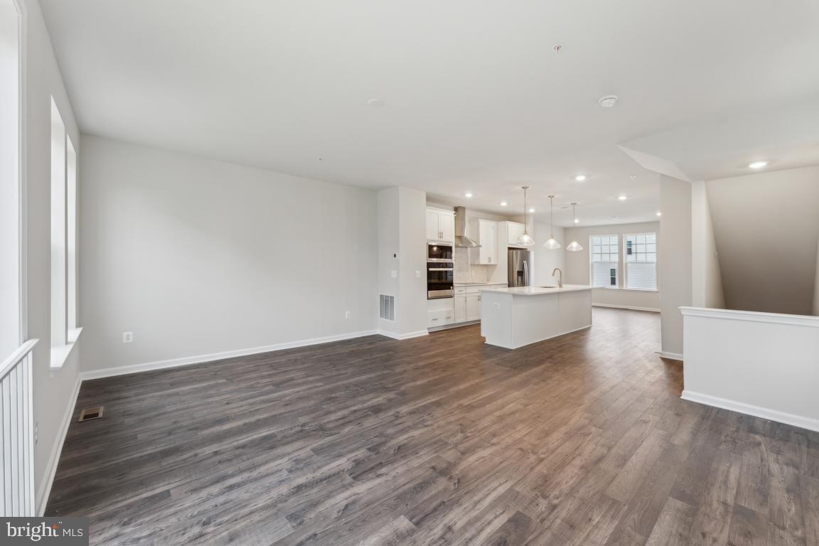 26466 SIR JAMIE TERRACE