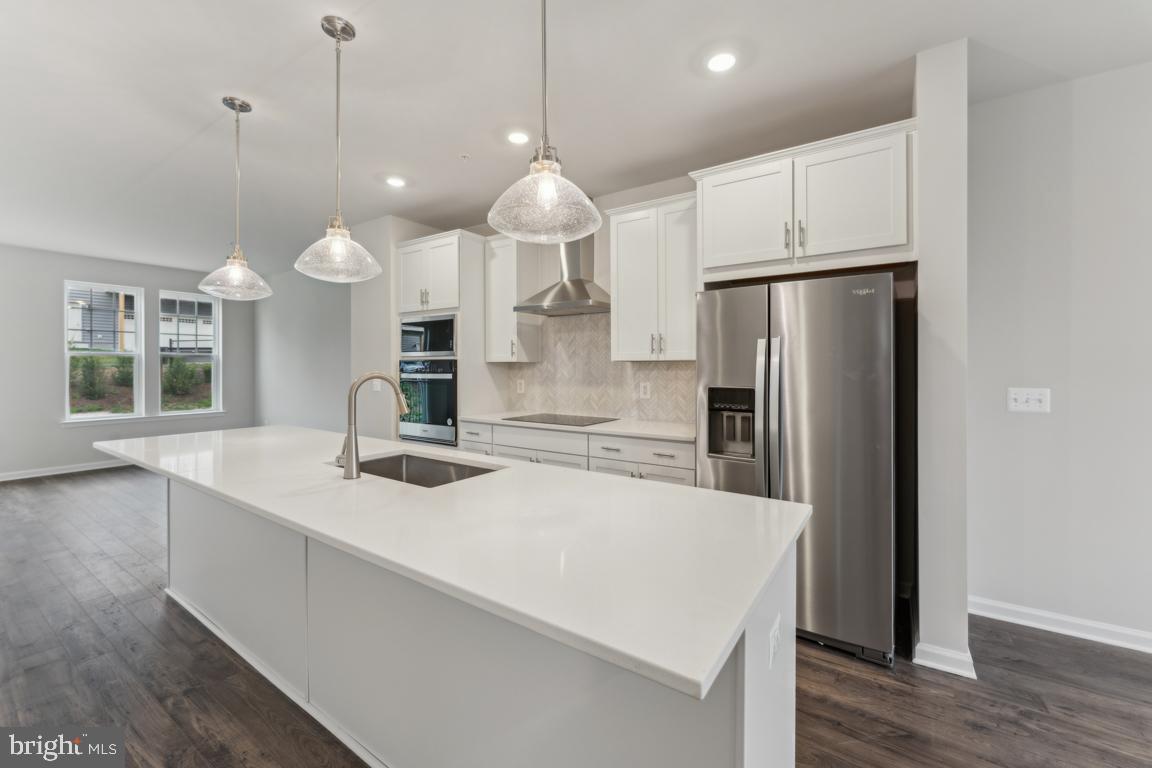 26466 SIR JAMIE TERRACE