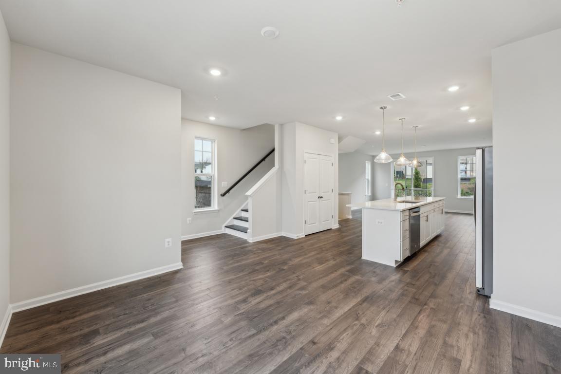 26466 SIR JAMIE TERRACE