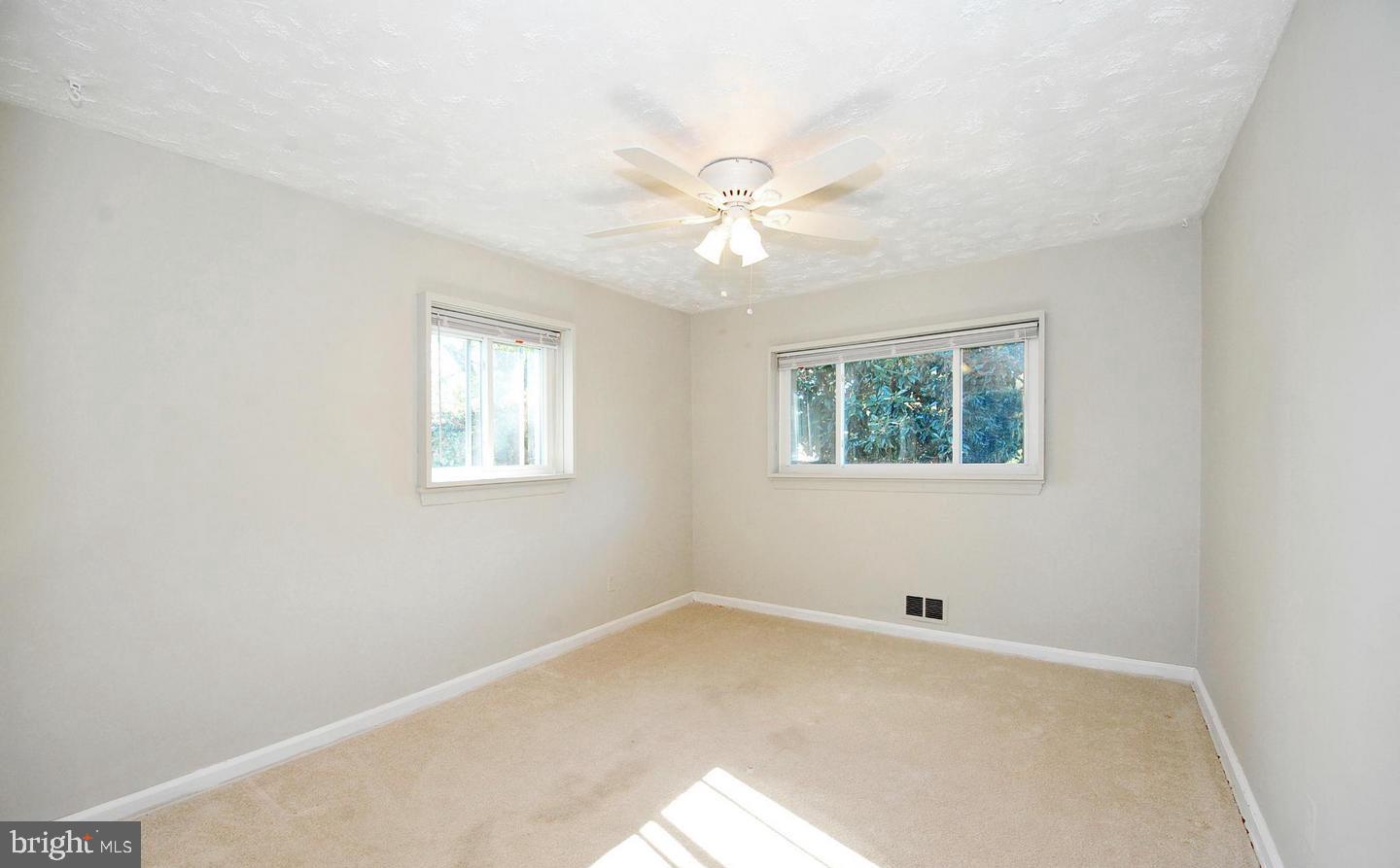 8103 KENNEWICK AVENUE