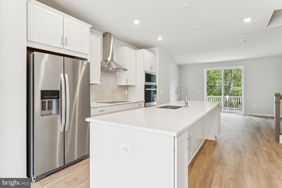 10173 KINGS GROVE WAY