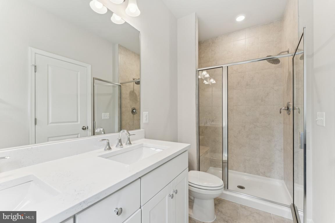 10178 KINGS GROVE WAY