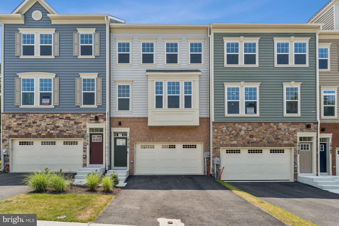 10178 KINGS GROVE WAY