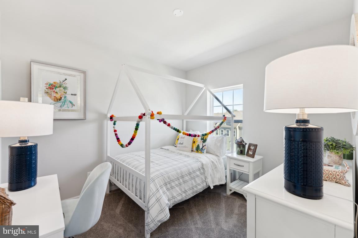 10178 KINGS GROVE WAY