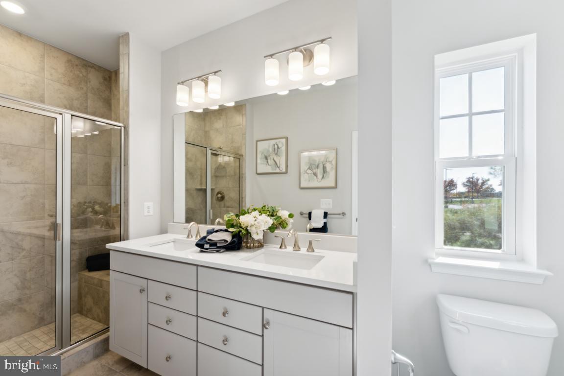 10178 KINGS GROVE WAY