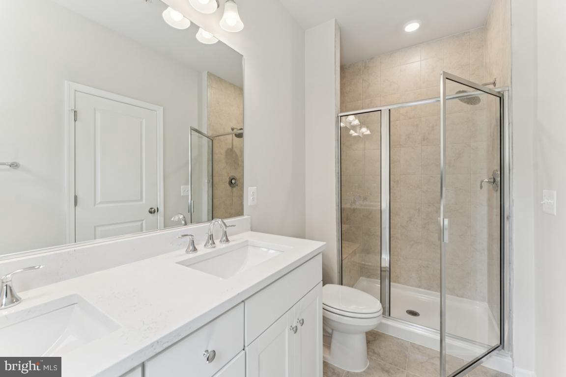 10178 KINGS GROVE WAY