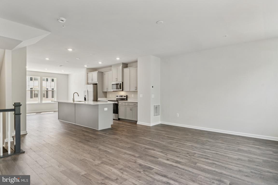 26452 SIR JAMIE TERRACE