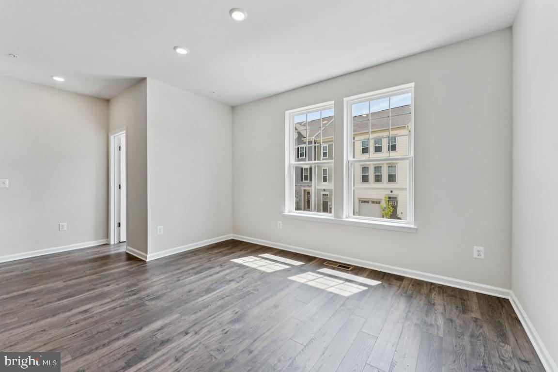 26452 SIR JAMIE TERRACE