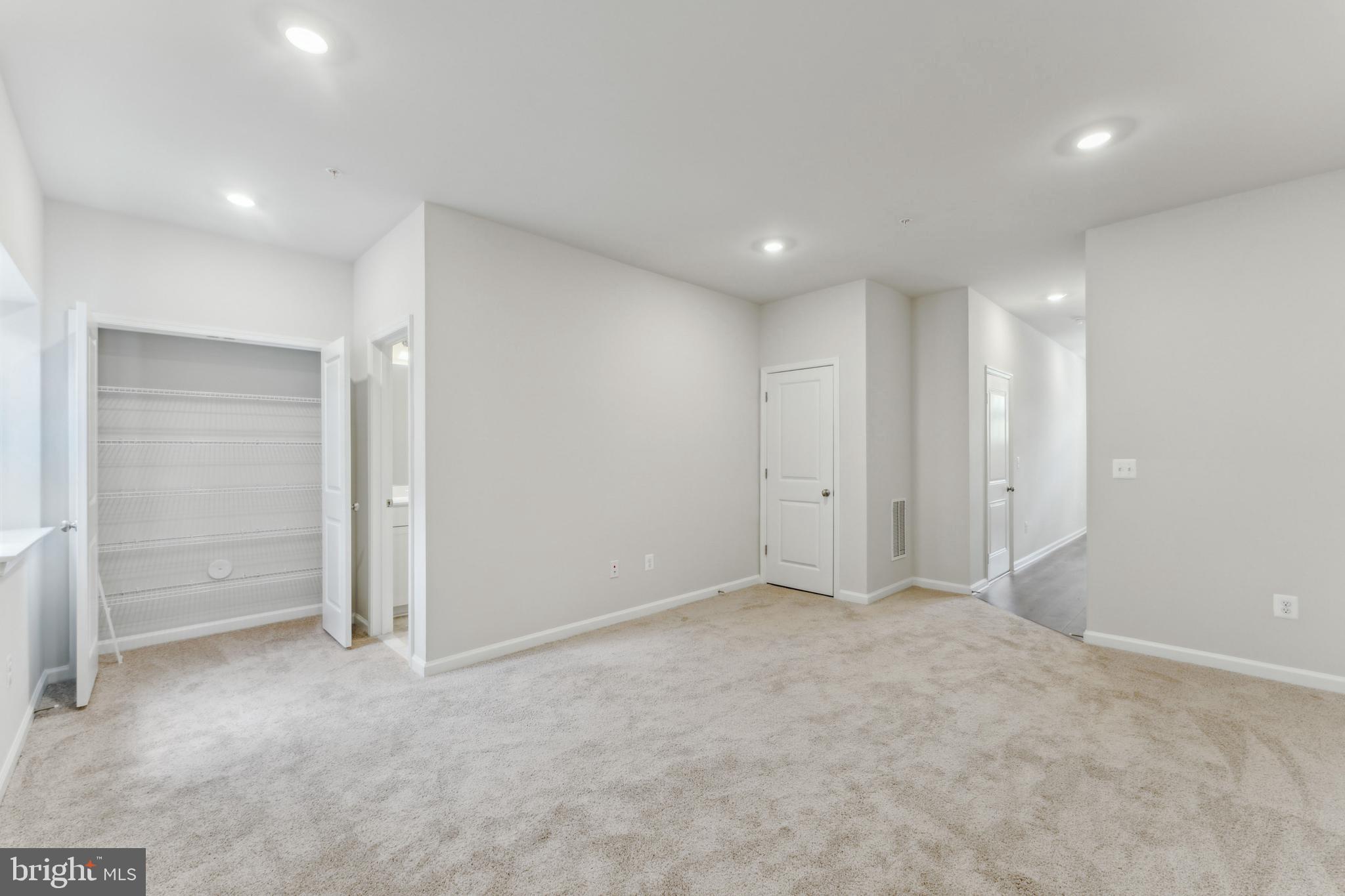 26478 SIR JAMIE TERRACE