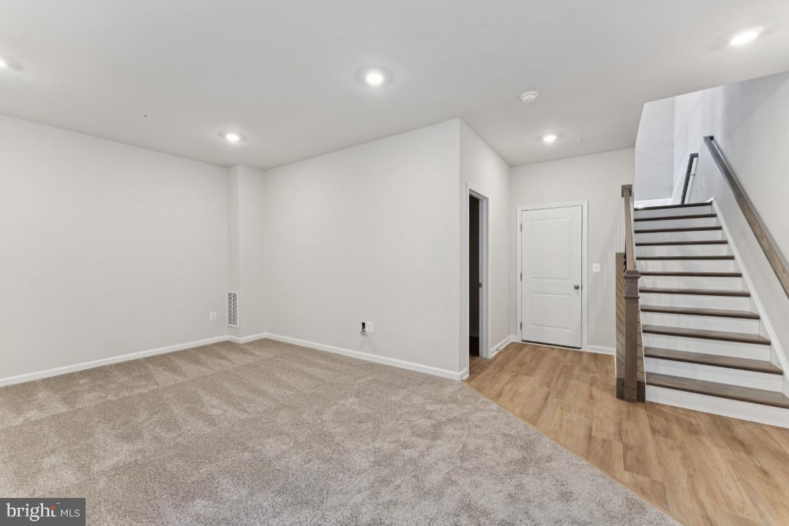 10184 KINGS GROVE WAY