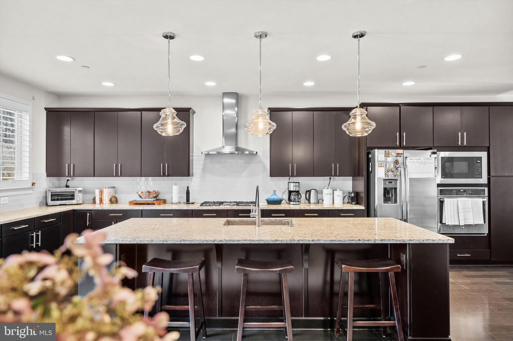 19237 ABBEY MANOR DRIVE