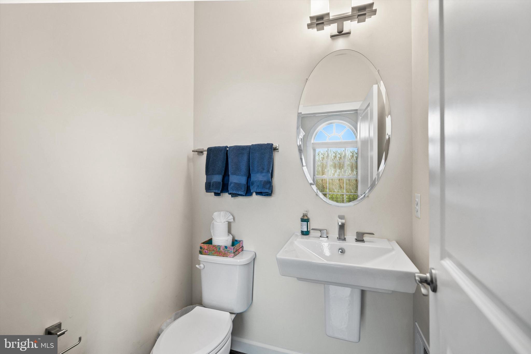 19237 ABBEY MANOR DRIVE