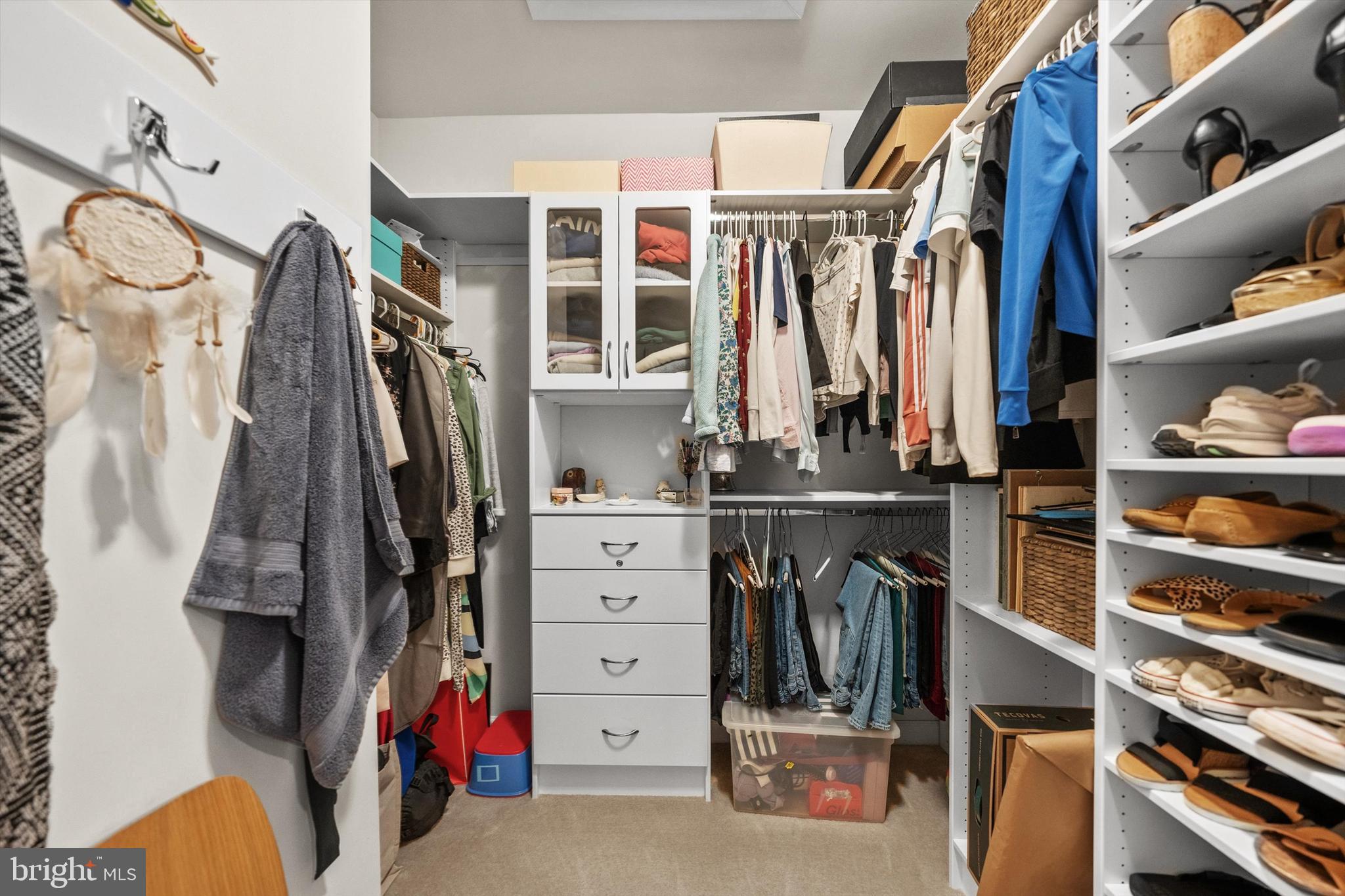 19237 ABBEY MANOR DRIVE