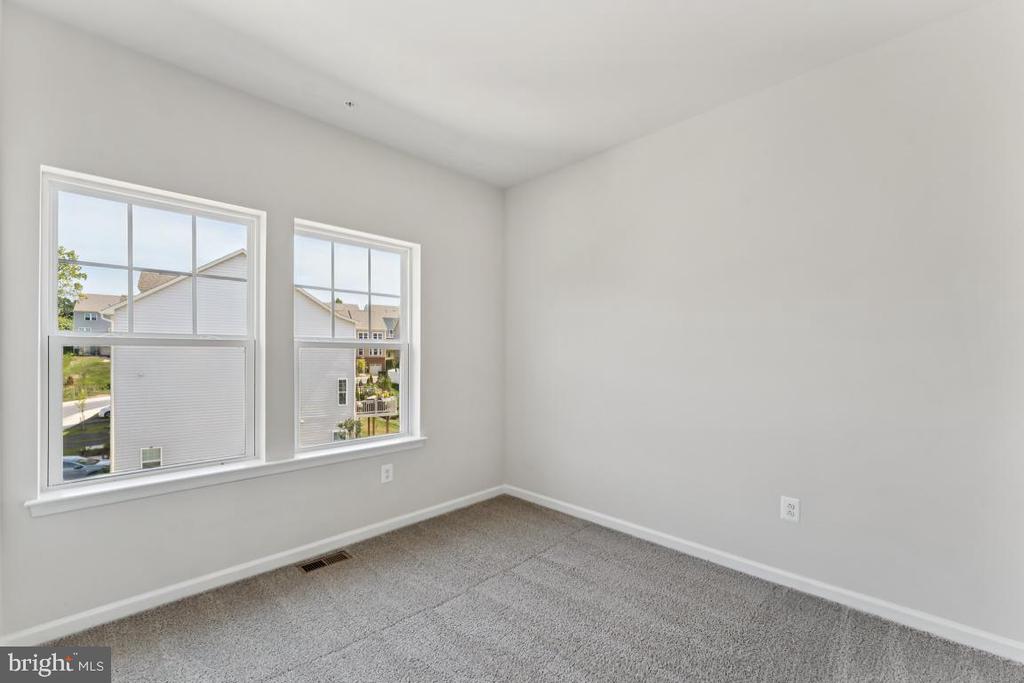 26440 SIR JAMIE TERRACE