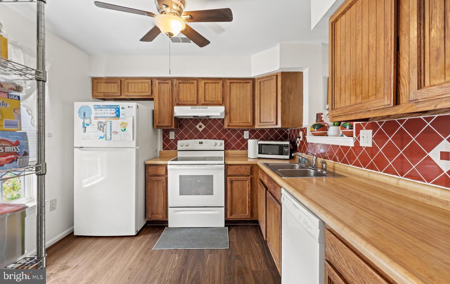 3006 SHEPPERTON TERRACE 3006