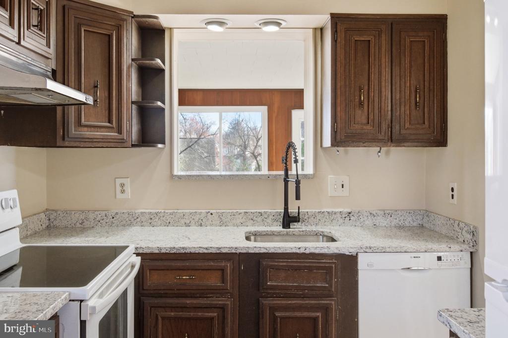 12605 BLUHILL ROAD