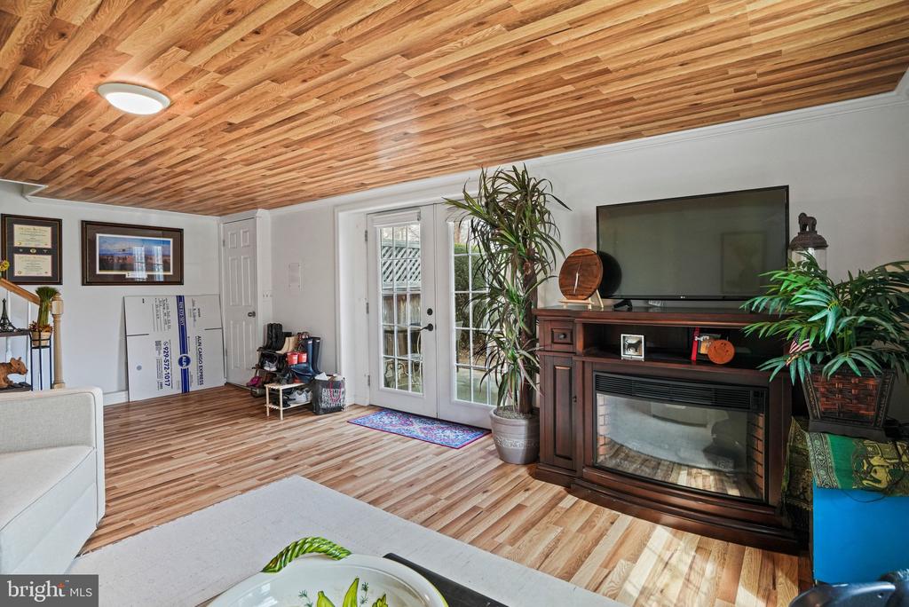 5336 POOKS HILL ROAD 5336