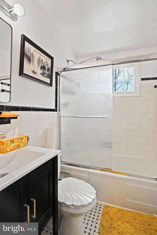 5336 POOKS HILL ROAD 5336
