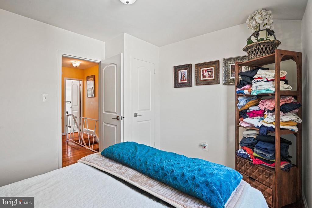 5336 POOKS HILL ROAD 5336