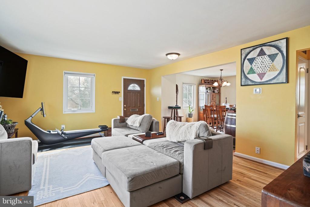 5336 POOKS HILL ROAD 5336