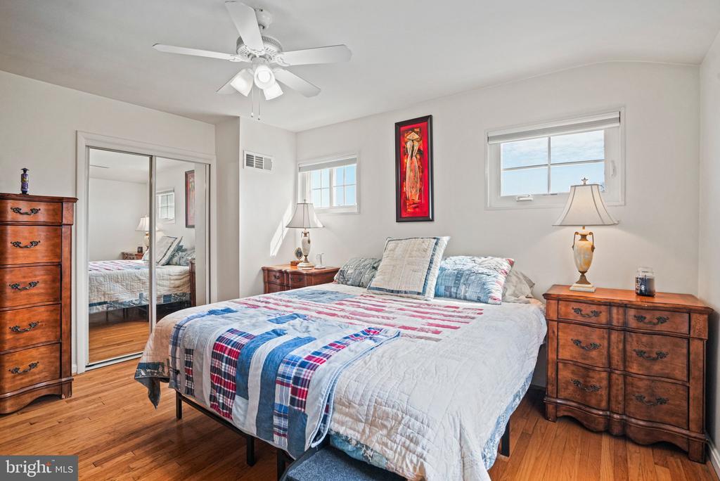 5336 POOKS HILL ROAD 5336