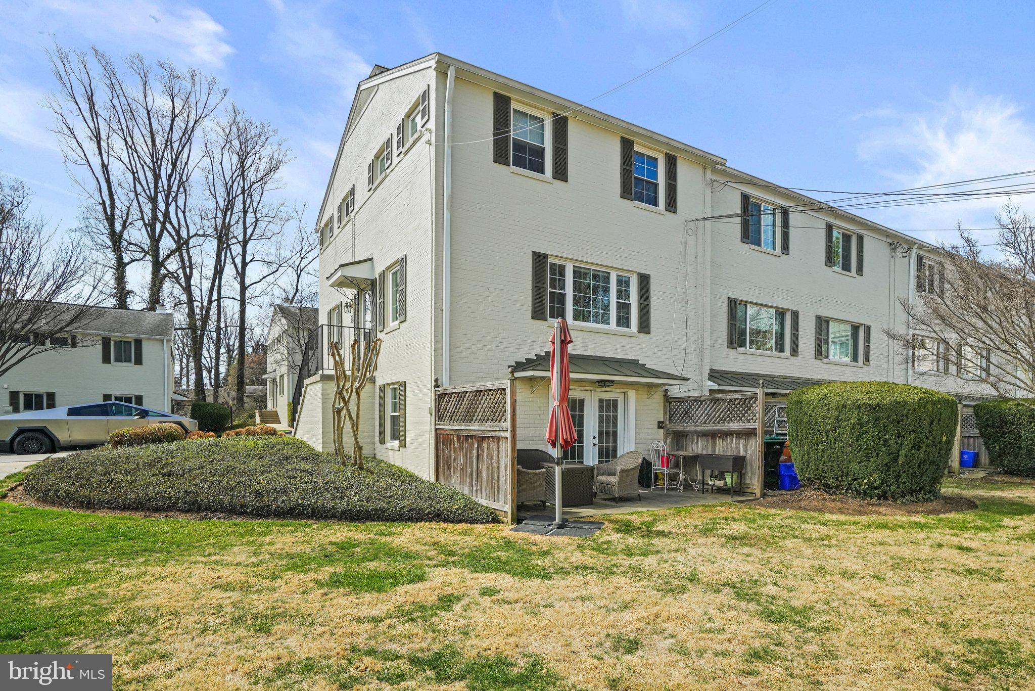 5336 POOKS HILL ROAD 5336