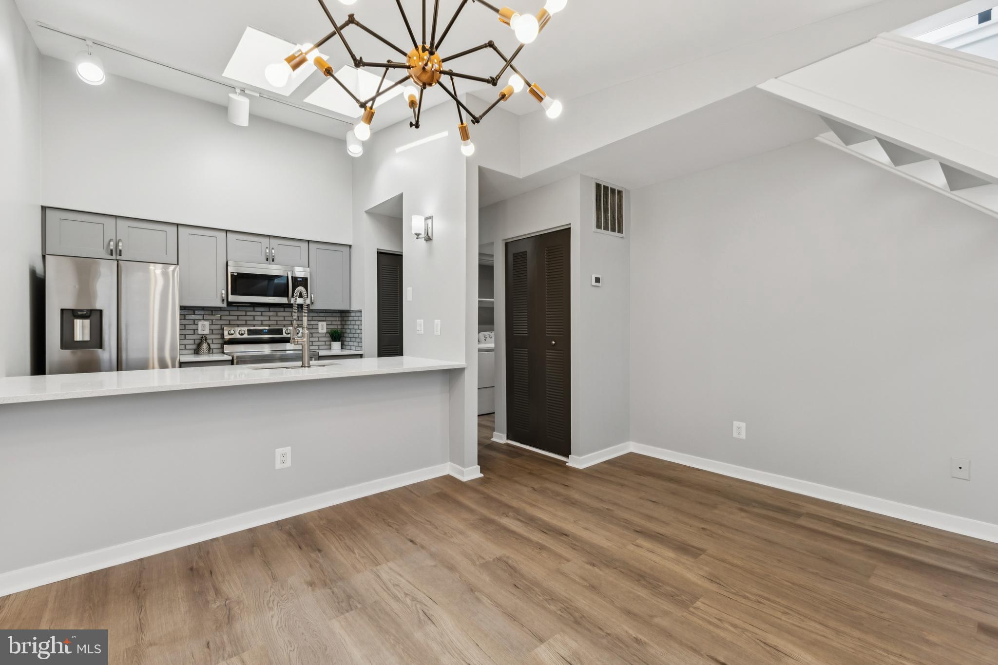 9814 DOCKSIDE TERRACE