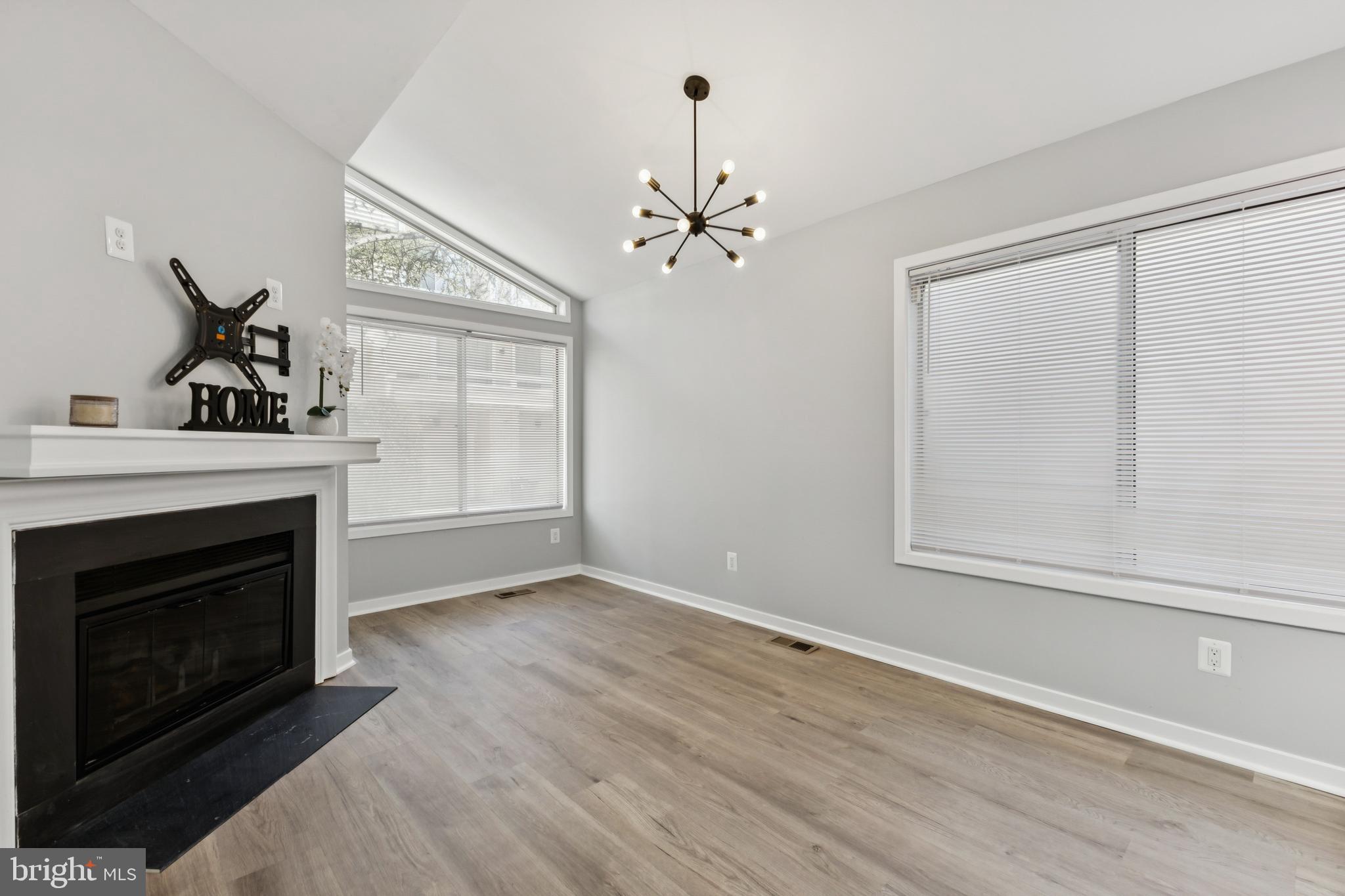 9814 DOCKSIDE TERRACE