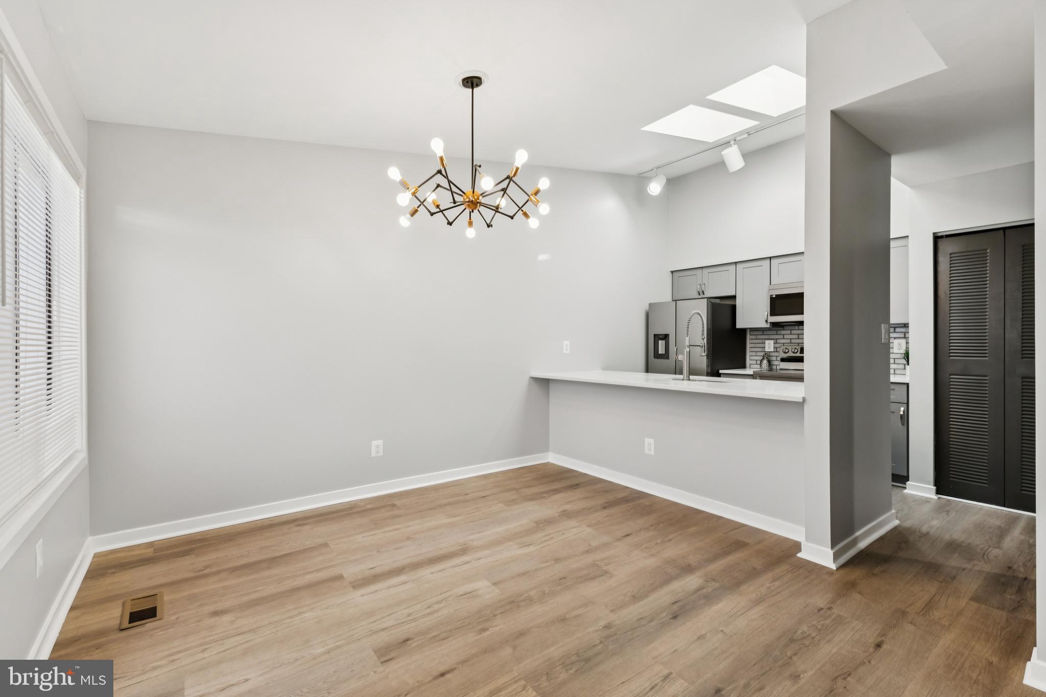 9814 DOCKSIDE TERRACE