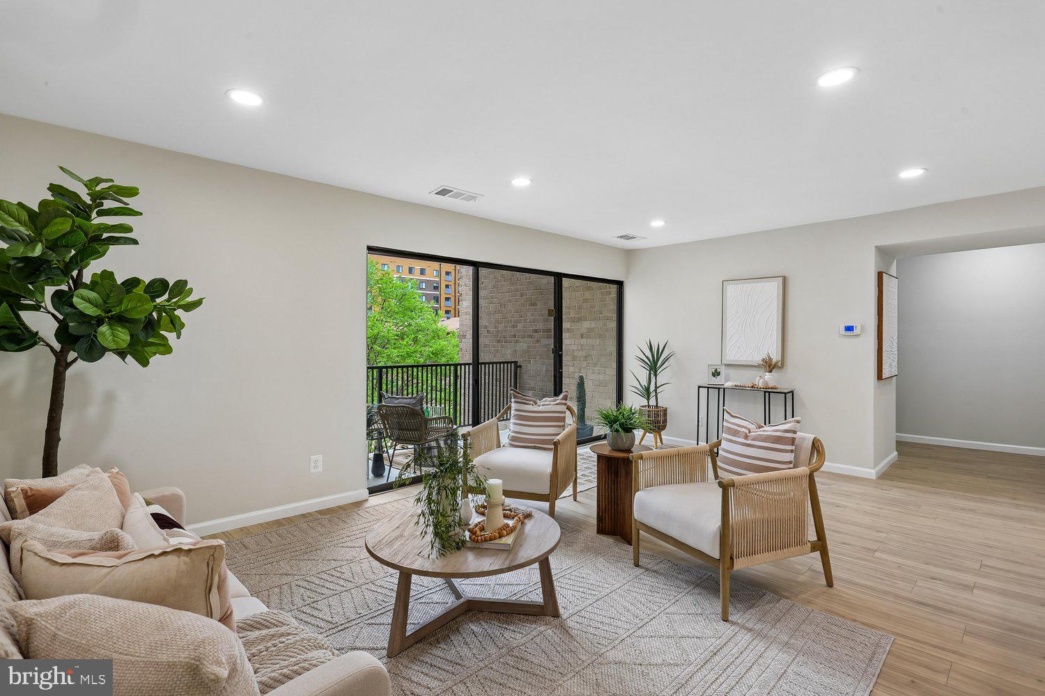 150 MONROE STREET 302