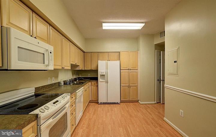 3200 N LEISURE WORLD BOULEVARD 203