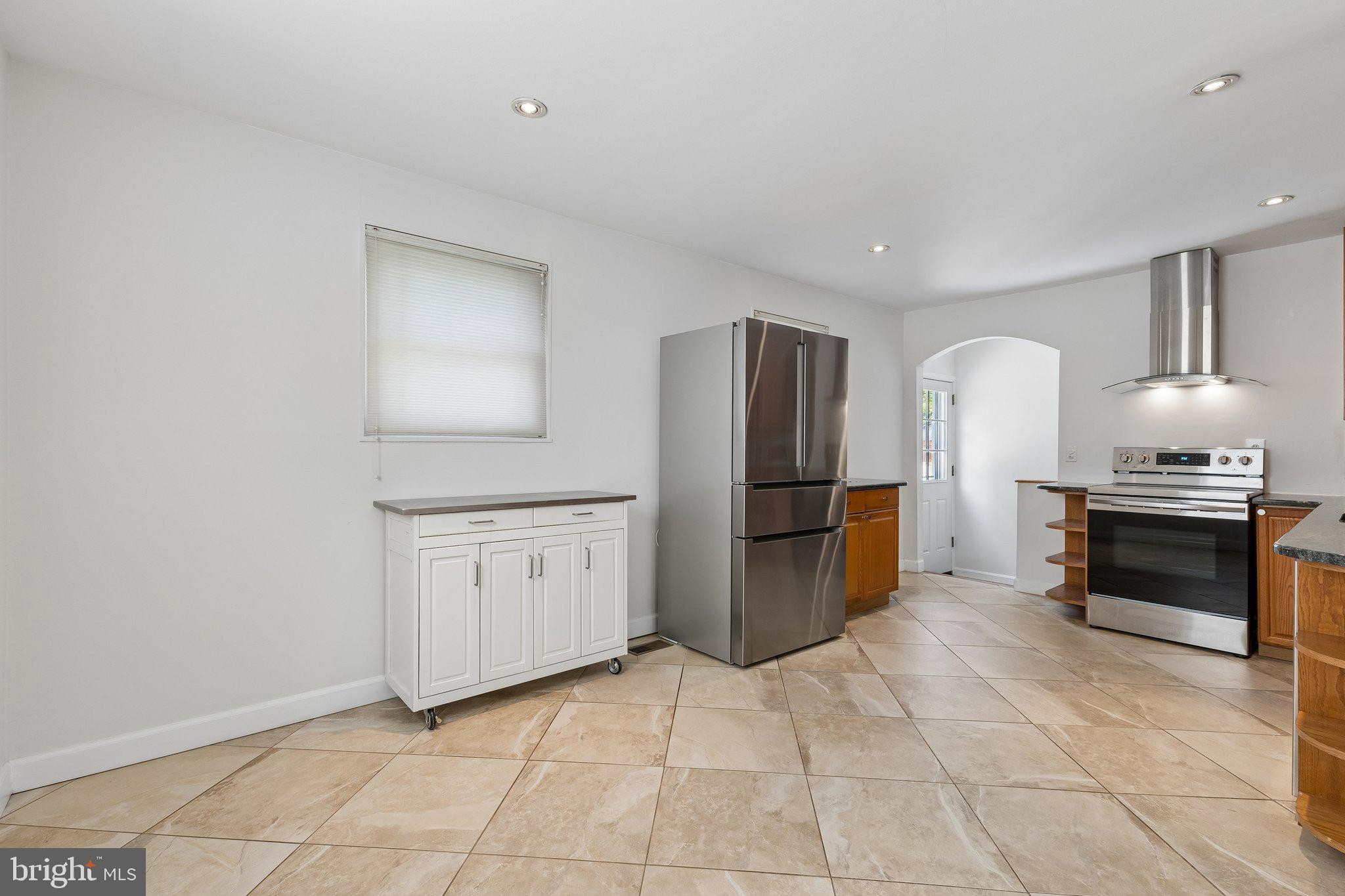 4715 BOILING BROOK PARKWAY