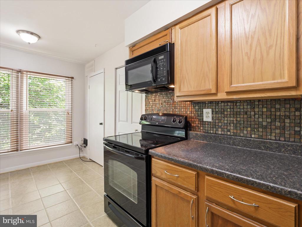 20062 APPLEDOWRE CIRCLE 245