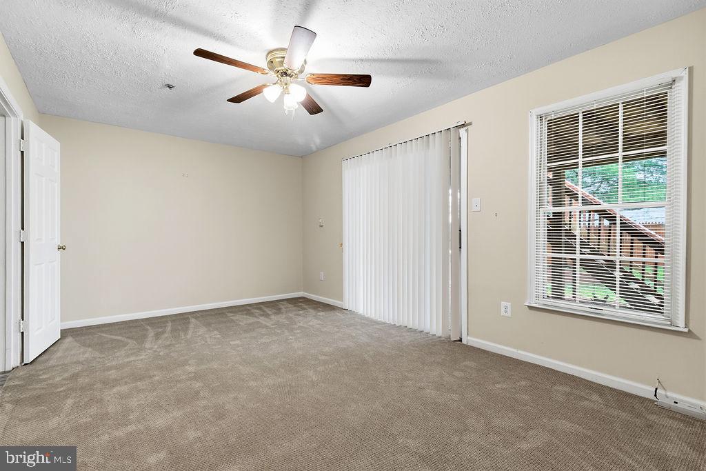 17901 COTTONWOOD TERRACE
