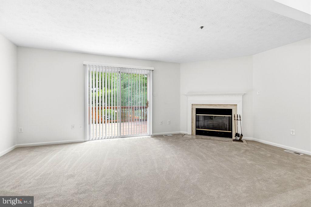 17901 COTTONWOOD TERRACE